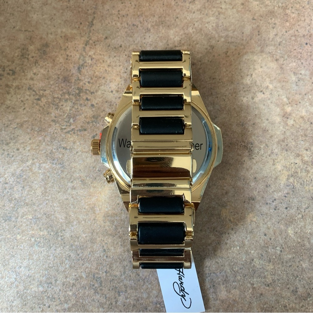 Watch - Picture 5 of 6